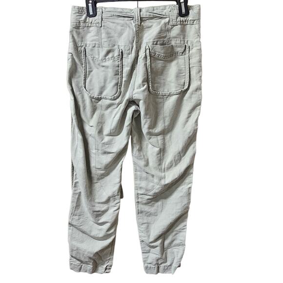 Beige Khaki Capri Pants Size 4 - Picture 2 of 4